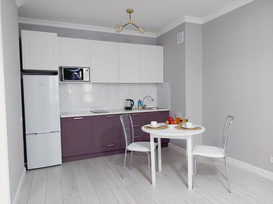 Жк Only Sun В 10 Минутах От Аэропорта Apartment Nur-Sultan  Exterior photo